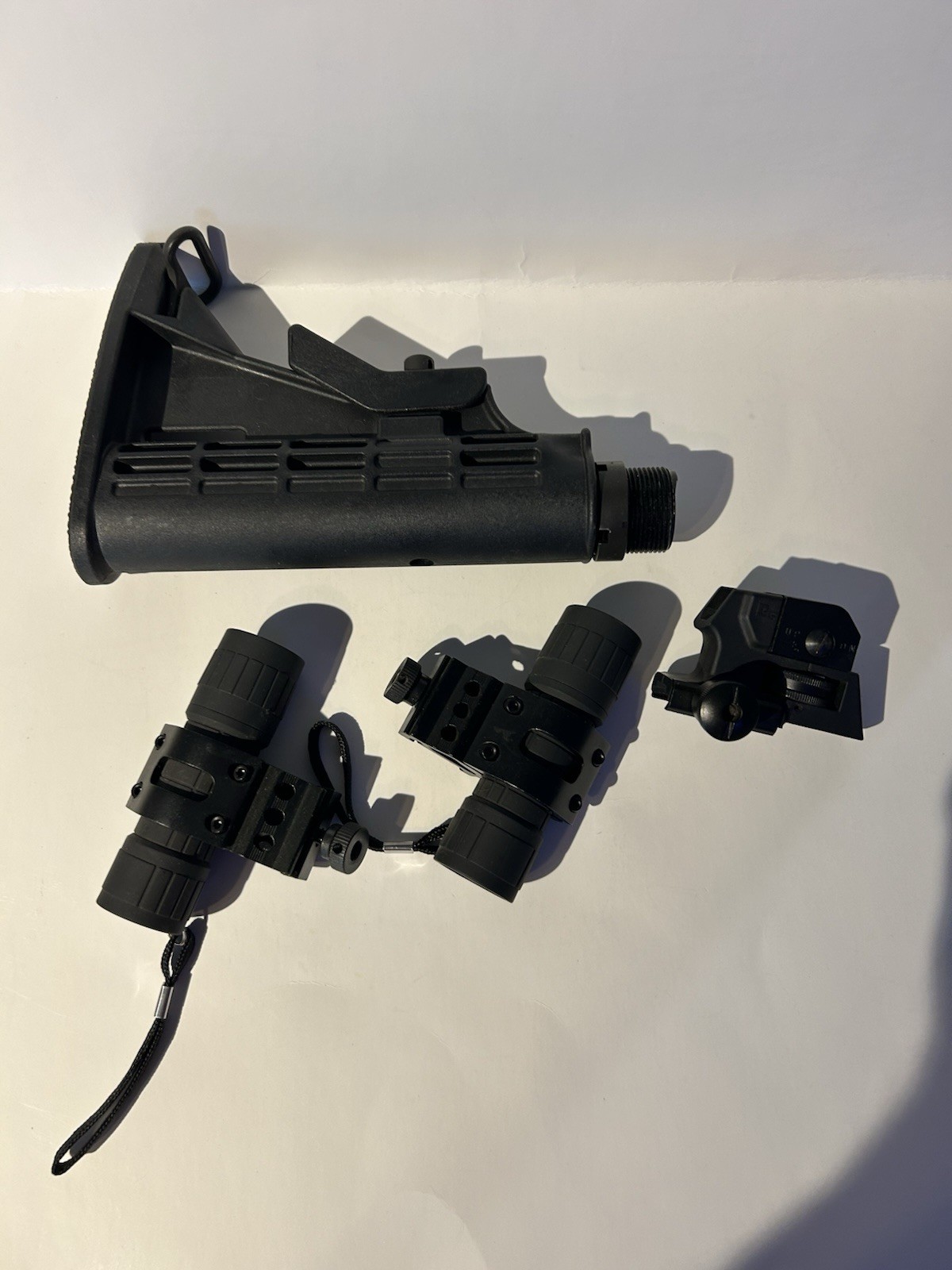 Airsoft AR style extendable stock tactical lights rear site Picatinny