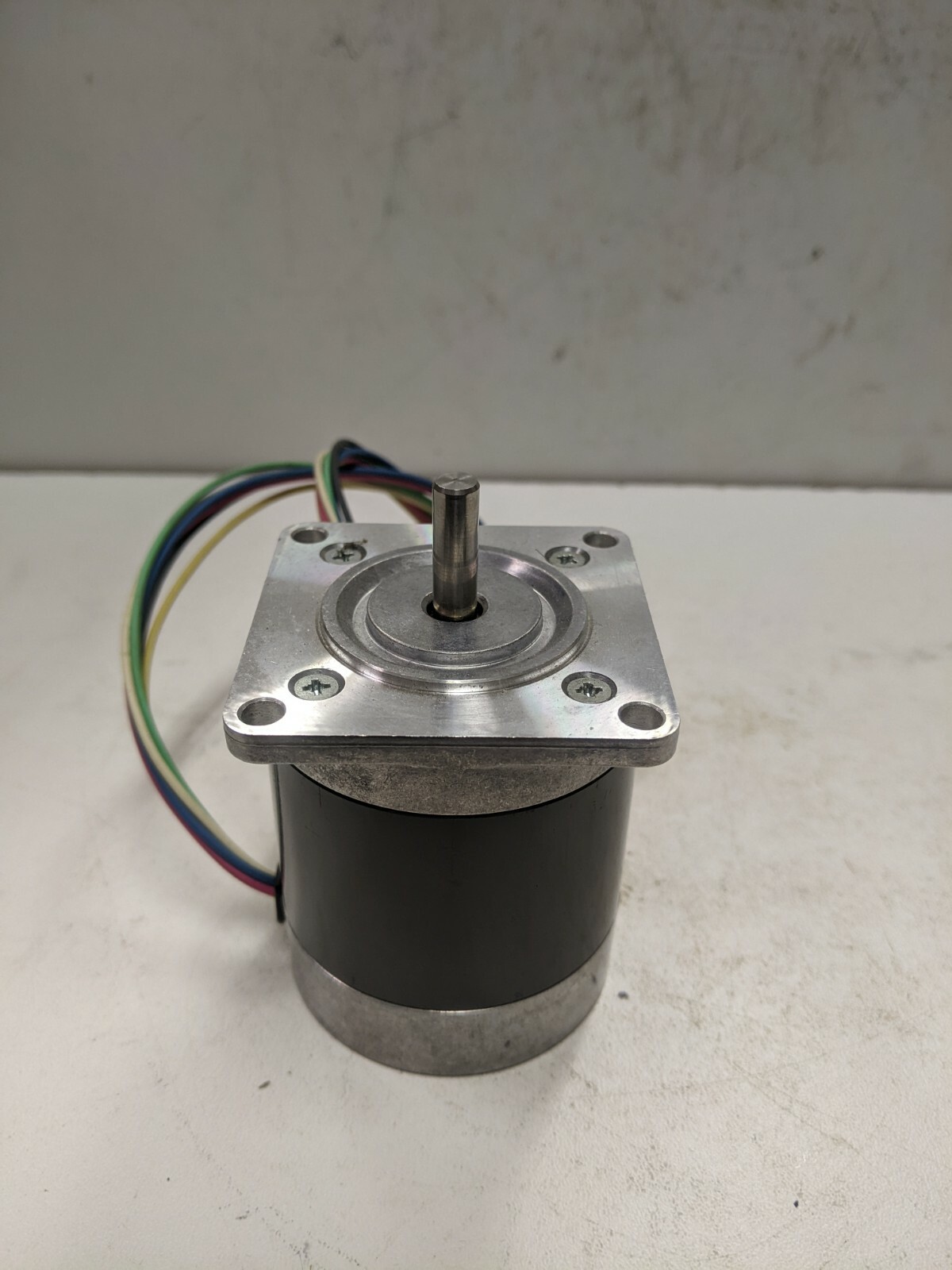 Minebea-Matsushita 23LM-C710-04 Stepper Motor No. T5X03-01