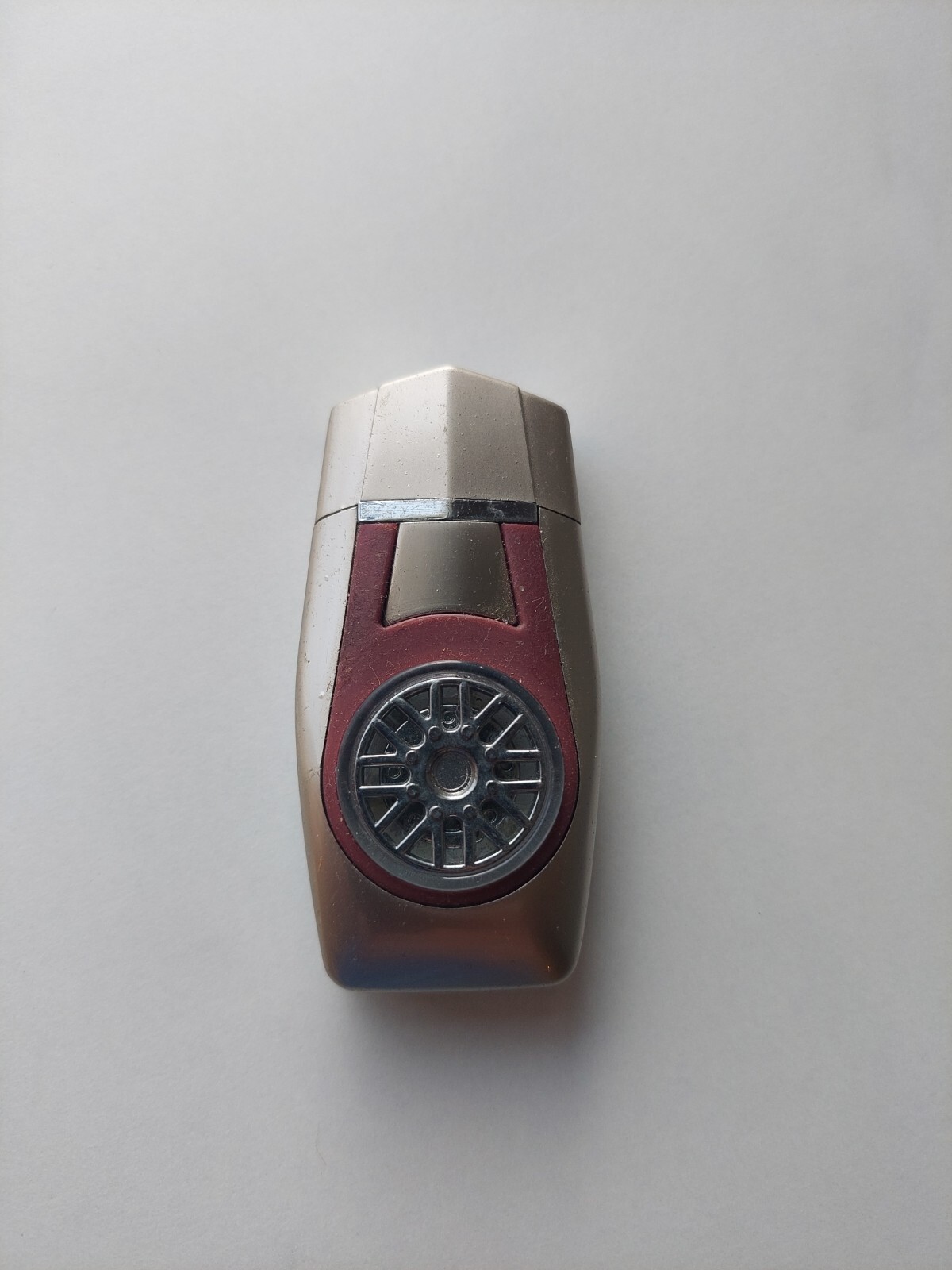 Lighter Butane Chrome With Brown Wheel Car Rim Style Design Classic