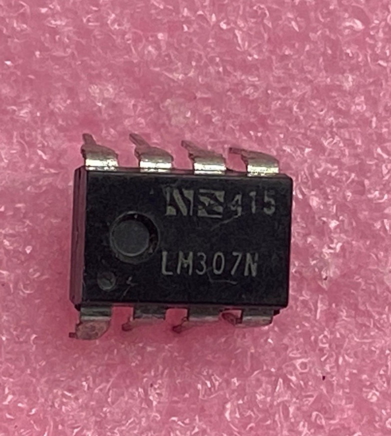 National LM307N Operational Amp Integrated Circuit