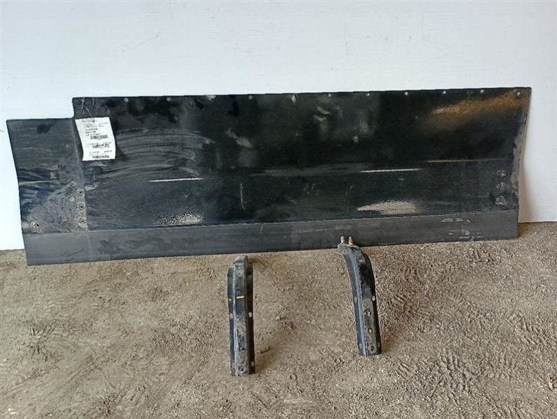 2008 Kenworth T660 Right Passenger Lower Sleeper Fairing 21X66"  (10616661