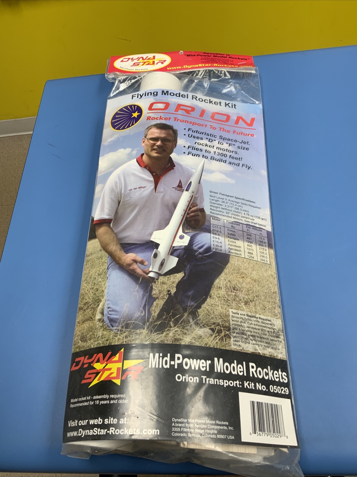 NEW DYNASTAR ORION MID POWER FLYING MODEL ROCKET