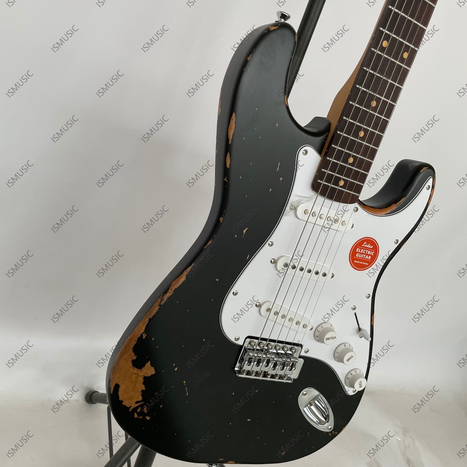 Aged STT Solid Body Electric Guitar Bone Nut Tremolo SSH Pickups Black Body