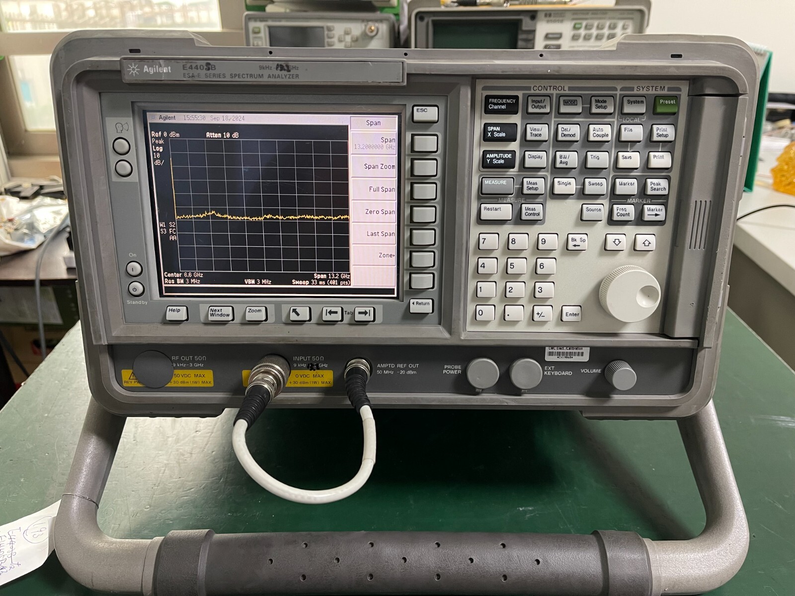 Agilent ESA E4405B 9kHz - 13.2GHz Spectrum Analyzer and Modulation Analysis