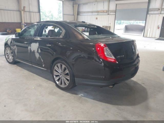 MKS 2014 Glove Box 4899431