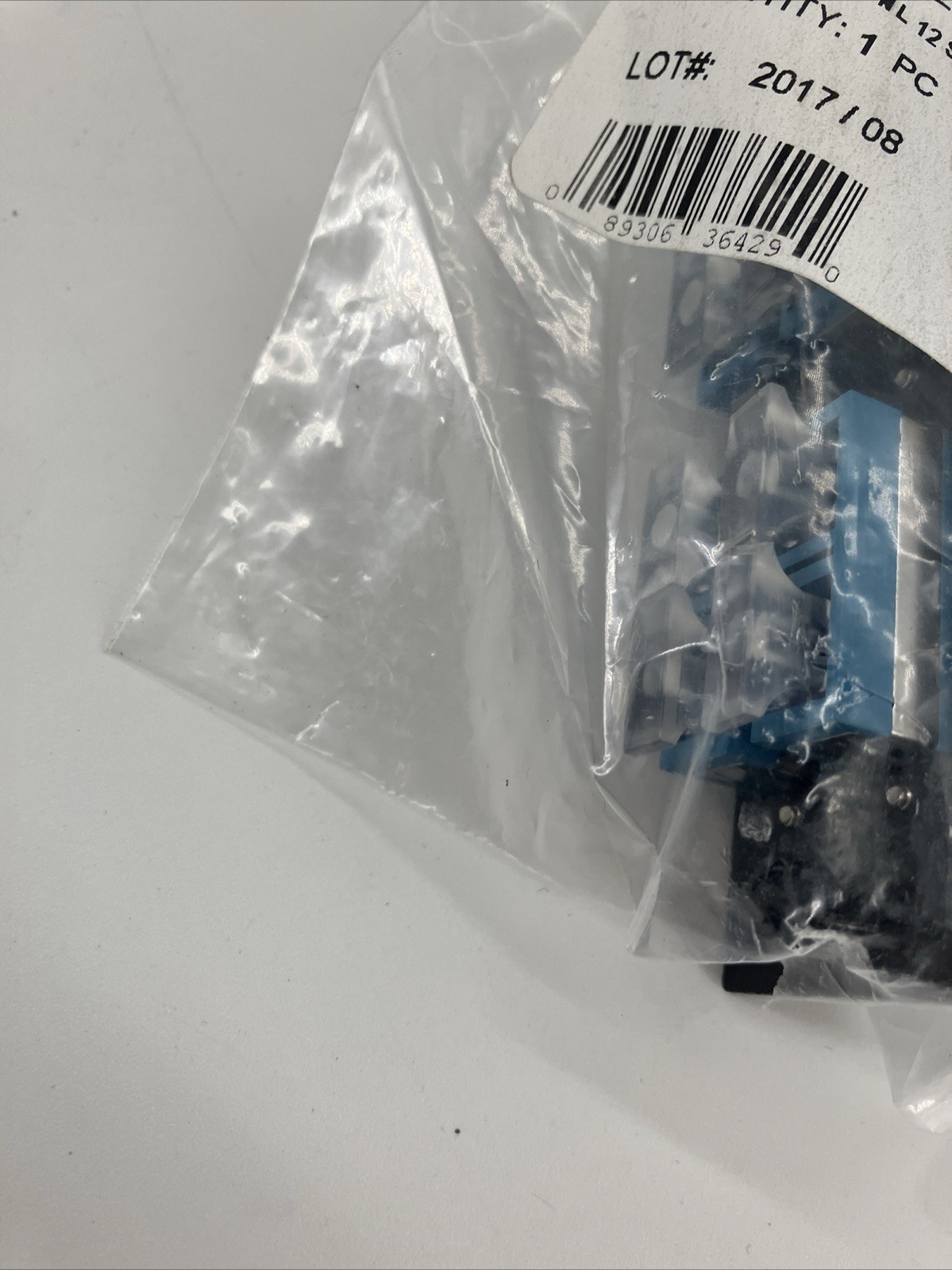 hellermanntyton VFAP6DSMSCZ Fiber Adapter Panel Preloaded With 6 Duplex
