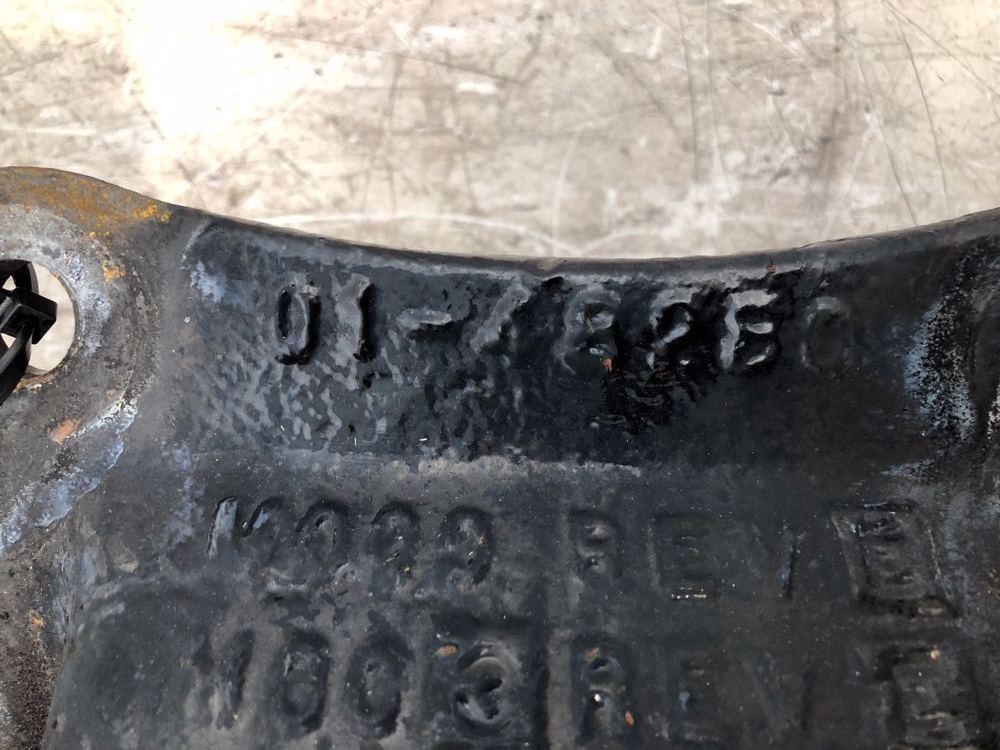 1999 Peterbilt 379 Suspension Bracket (641-11653)