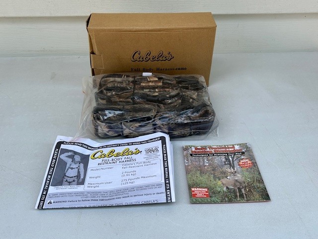 Cabelas Treestand Full Body Fall-Restraint Harness Camouflage 275 Pounds NEW