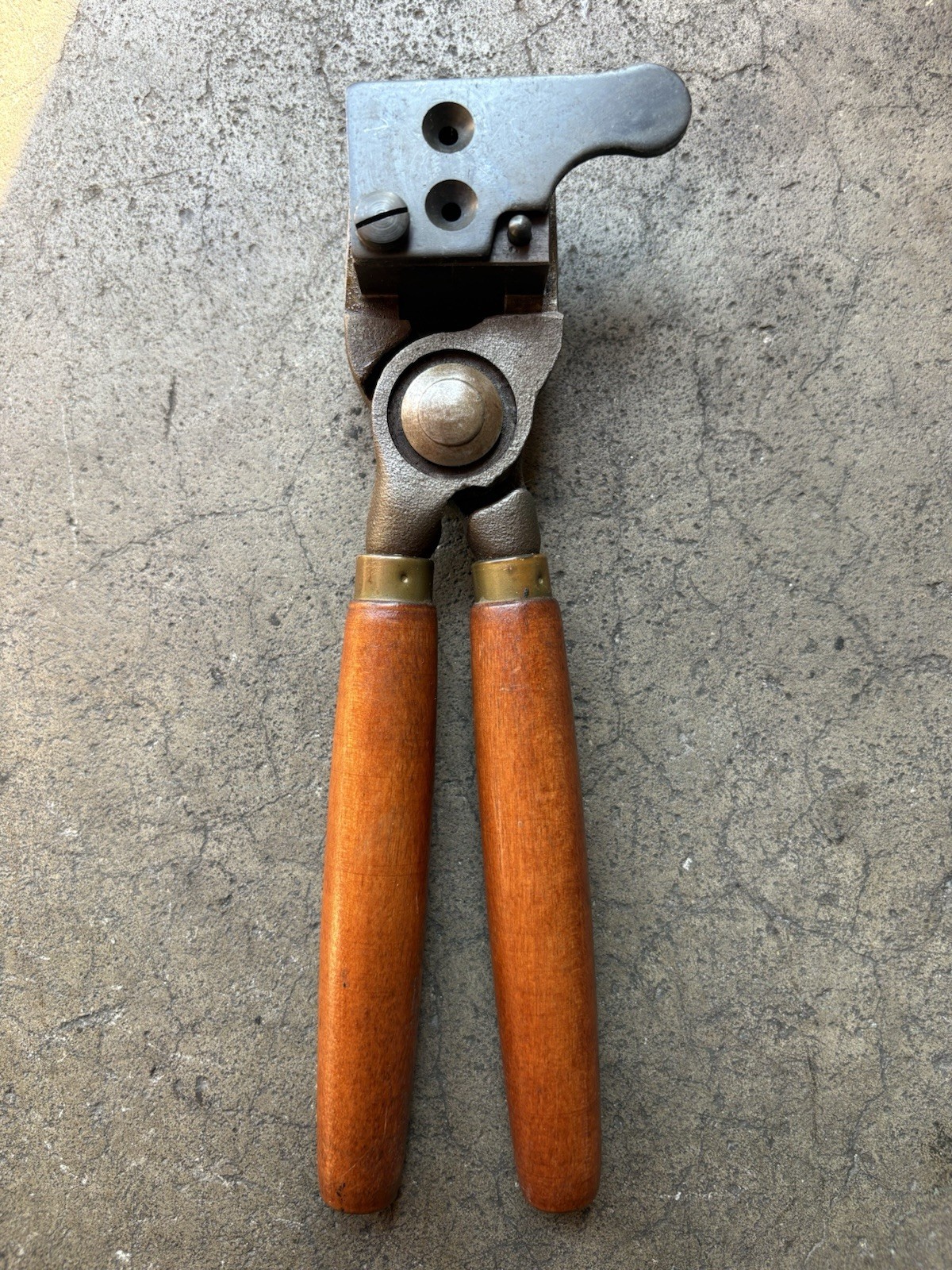LYMAN 452389 2 CAVITY 45 Cal 185 GRAIN MOULD On Handles