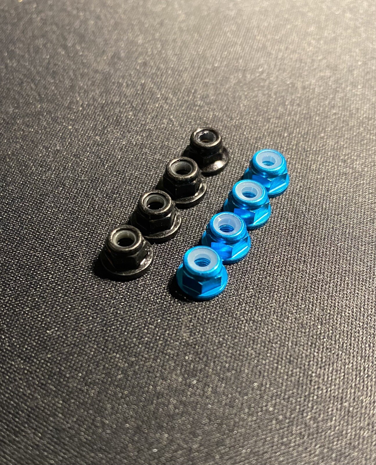 Losi Mini B / Losi Mini T 2.0 Wheel Nuts - 2 sets of 4 - Light Blue And Black