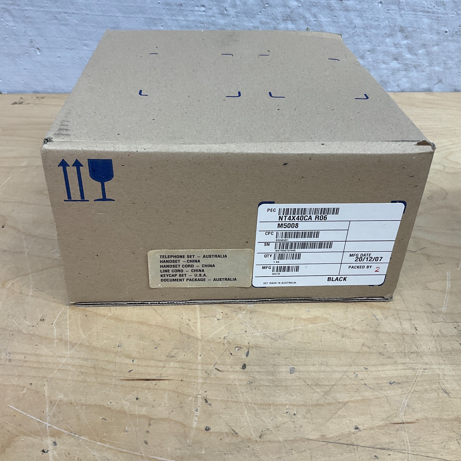 Nortel Aastra M5008 NT4X40 Meridian Business Phone Set, Digital Office Phone New