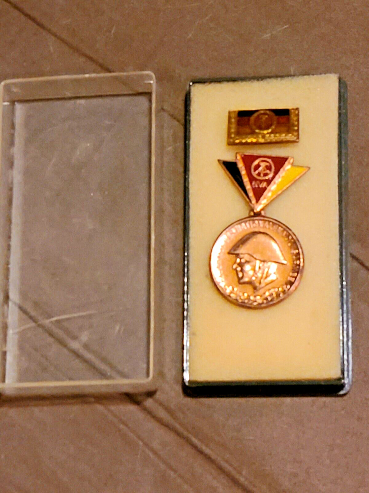 East German Army Reservist Service Medal 18-24 Months Cold War NVA
