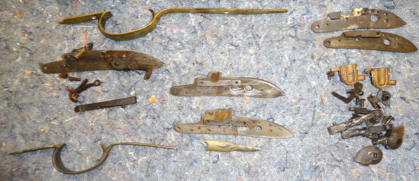 Flintlock & Percussion Locks & parts