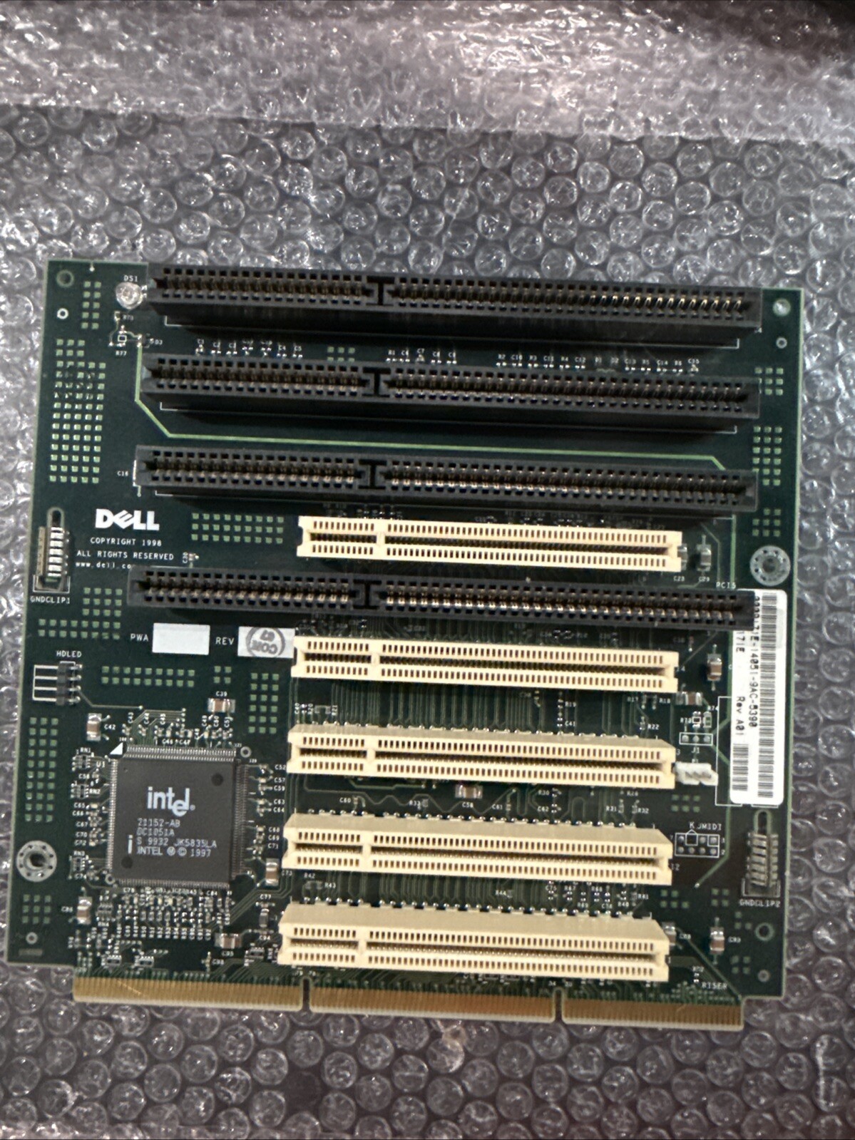 Dell Optiplex GX1 5-PCI 4-ISA Riser Card 9171E 82377