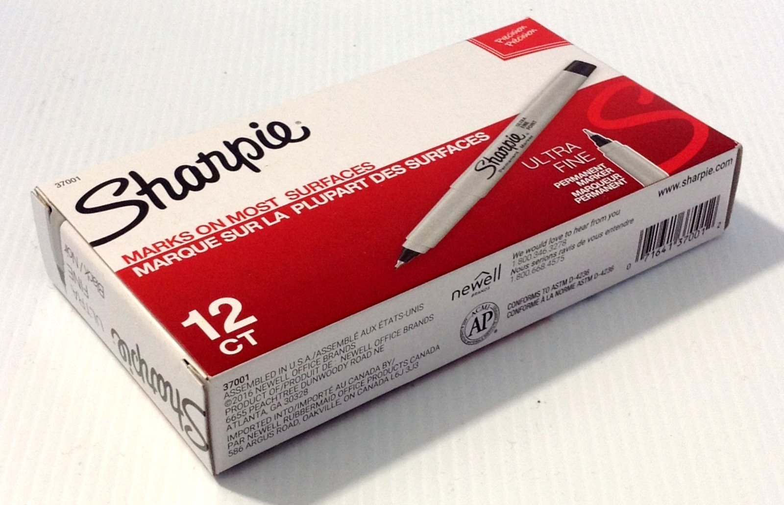Sharpie Ultra Fine Point Permanent Markers Pens BLACK 37001 Box of 12 NEW