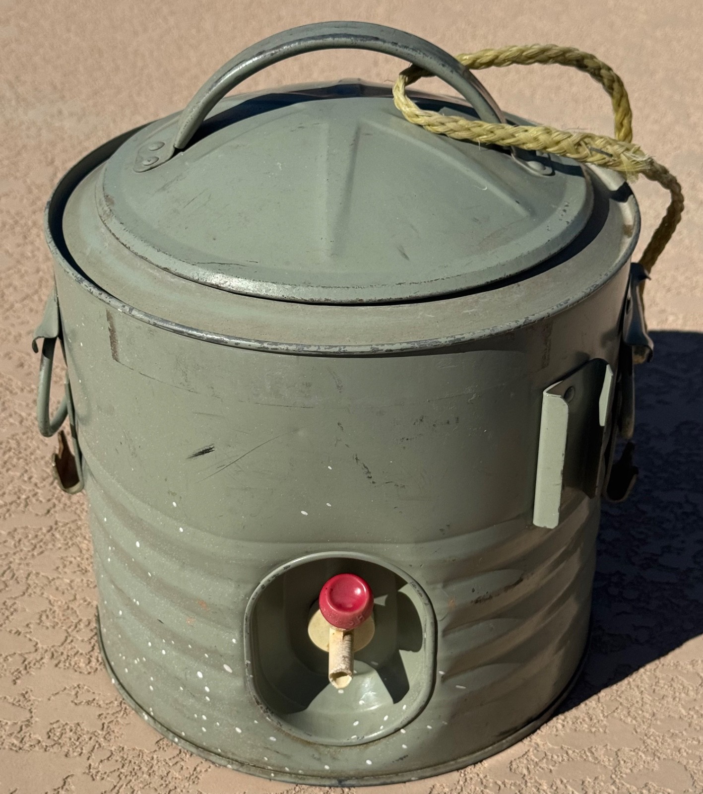 VINTAGE IGLOO GALVANIZED 1.5-1.75 GALLON GREEN WATER COOLER