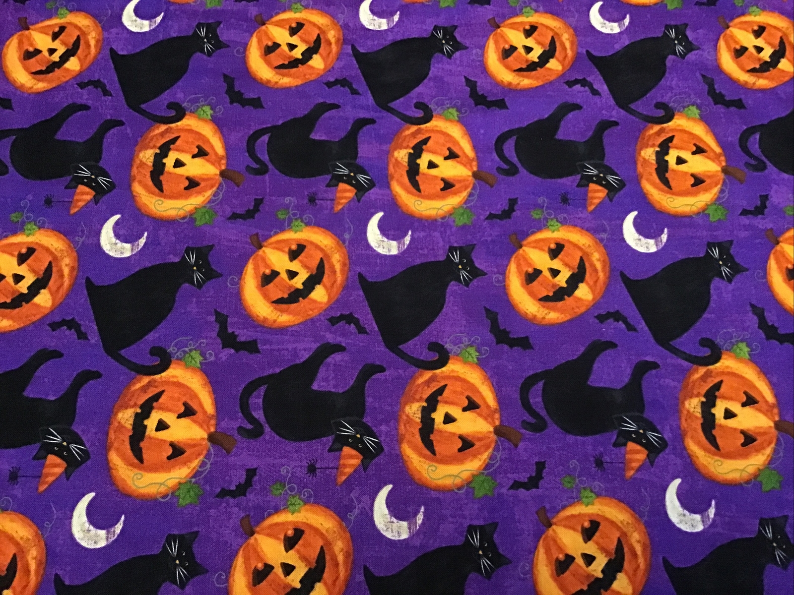 Fabric Halloween Pumpkins & Cats 24129, sold by the yard