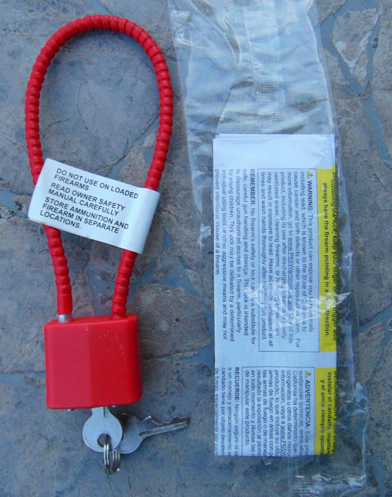REGAL RED GUN LOCK WITH 2 KEYS ~ FOR PISTOLS ~ 6" LONG ~ BRAND NEW