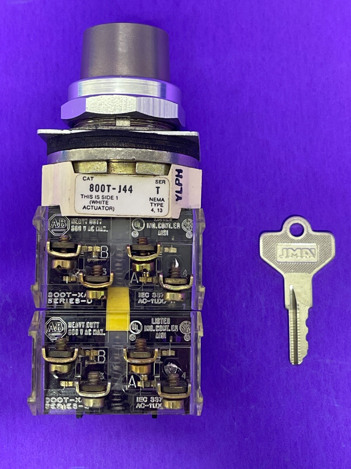 Allen Bradley 800T-J44 Ser T Keyed Selector Switch with Contactor Block 800T-XA