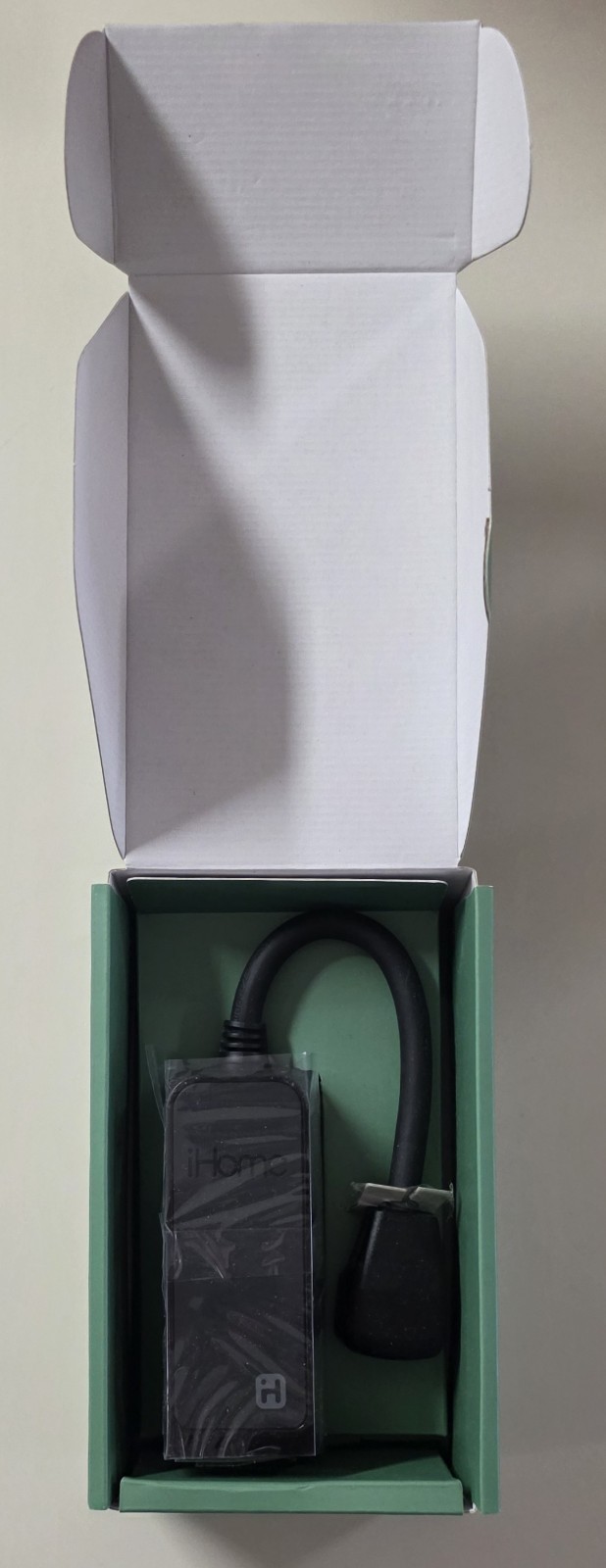 iHome ISP100 Outdoor HomeKit Smart Plug Weather Resistant WiFi Holiday Lights