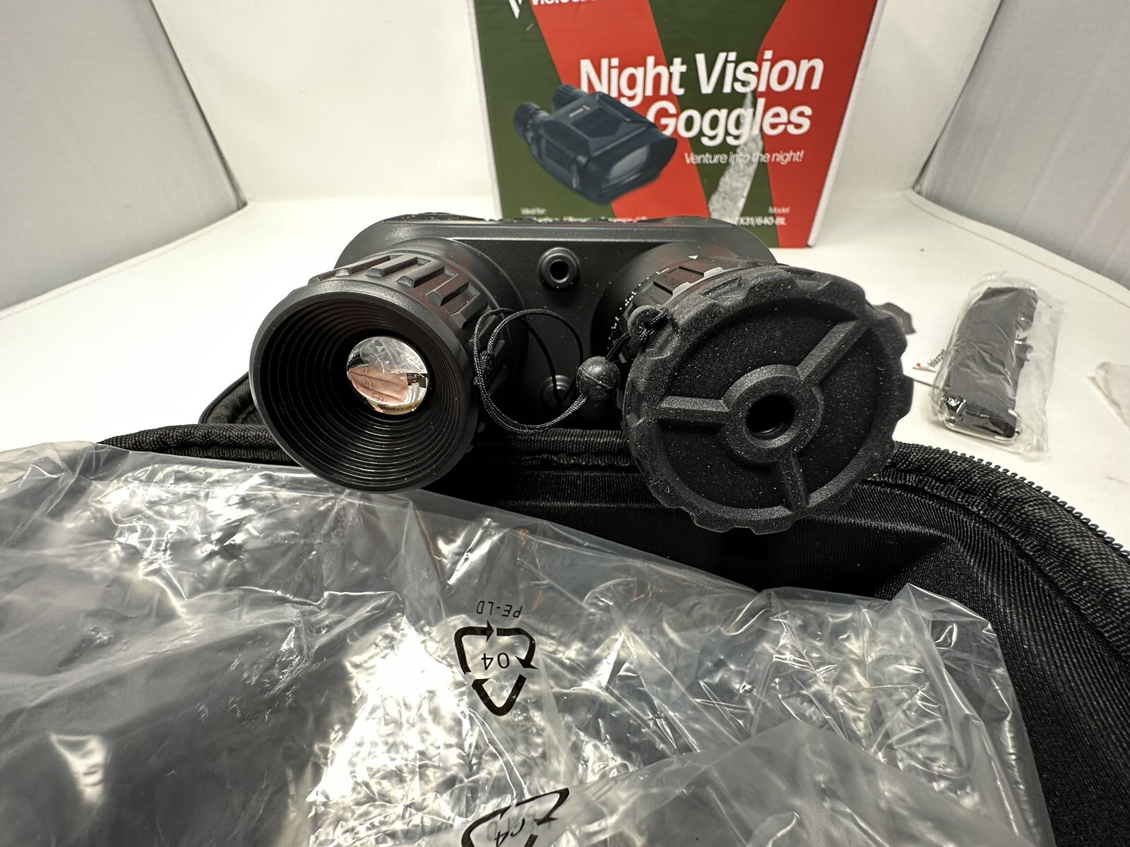 Visiocrest Night Vision Binoculars 2X Magnification 1300FT Range - 32GB Memory C
