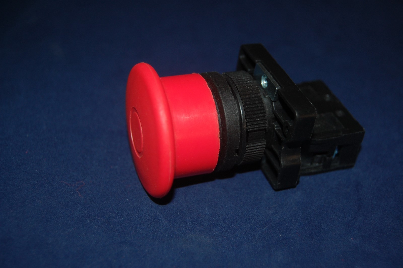 1PC Push-pull  Emergency Switching off  Mushroom Push Button Switch Fits XB2ET42
