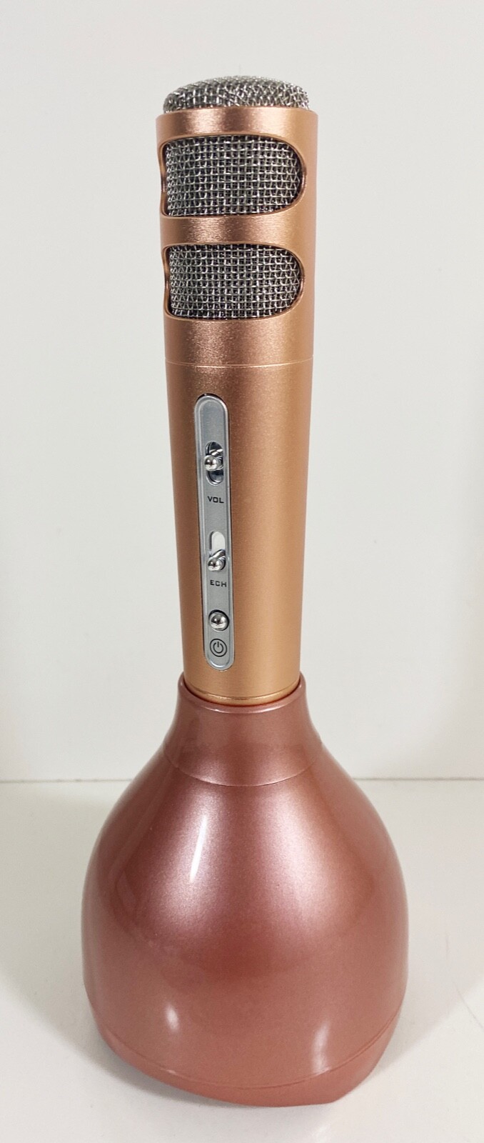 Wireless Dynamic Microphone D9 Portable Handheld Karaoke Microphone Player Gold