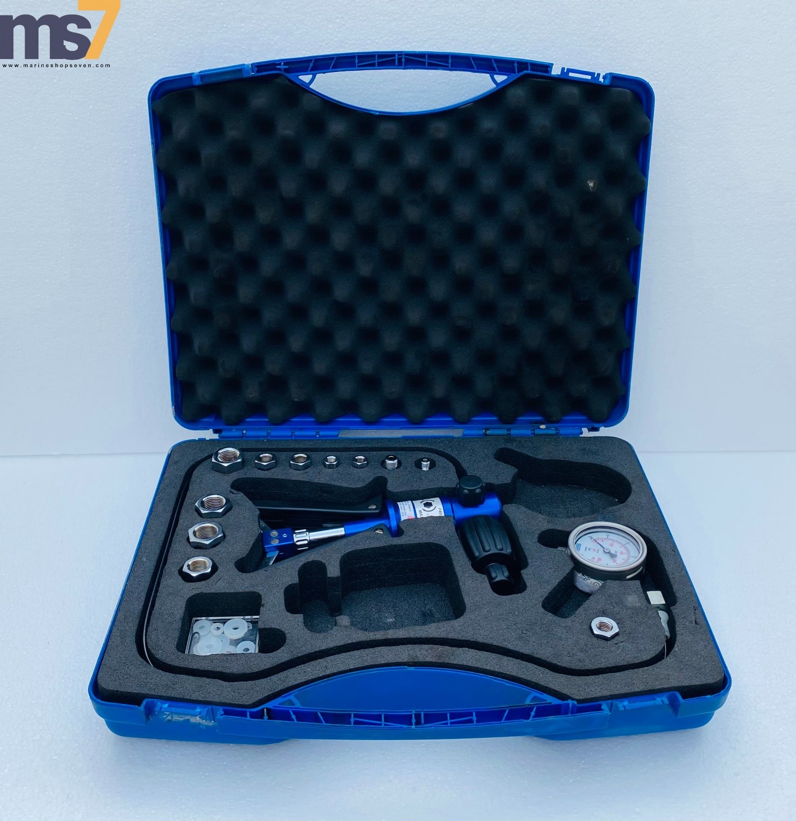 SIKA P40.2 HAND HELD PRESSURE CALIBRATOR 40BAR/600PSI WITH ACCESSORIES