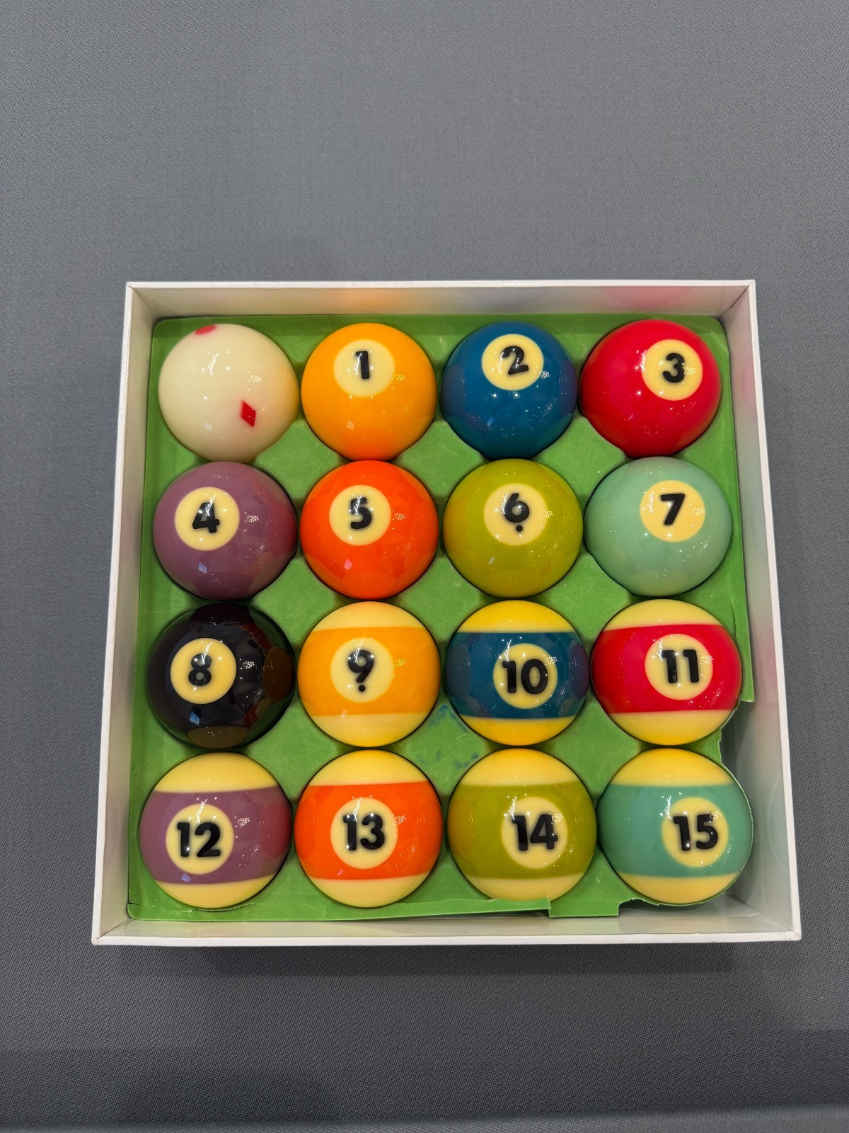 Cyclop TV Color Phenolic Resin Pool Ball Set 2-1/4" w/ Original Box Rare