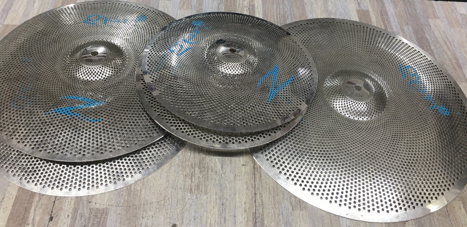 ZILDJIAN GEN 16- 13" 16" 18/" LOW VOLUME   CYMBALS SET BARELY USED.