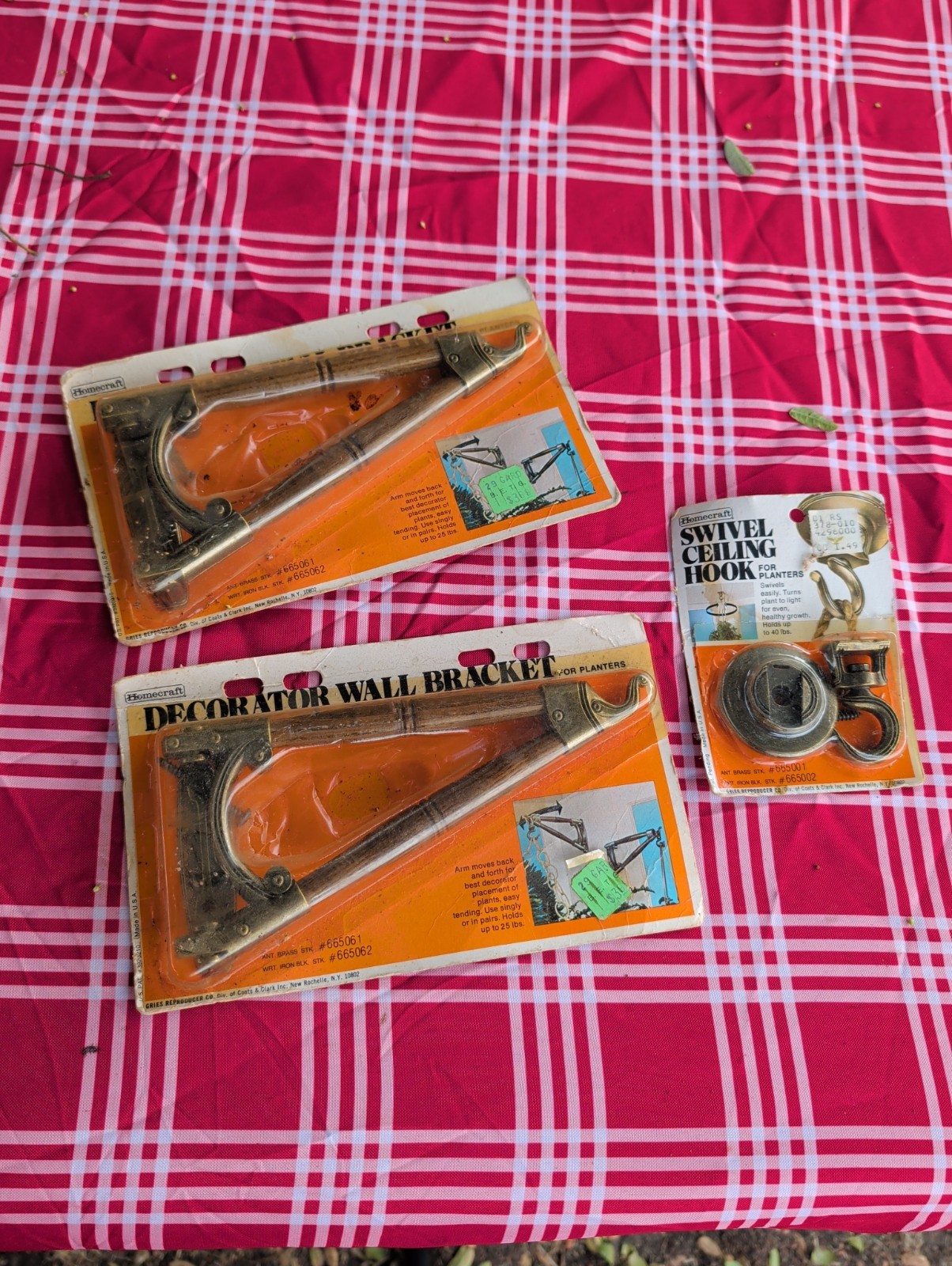 Vtg Homecraft Wall Bracket-Unopened Wall/ Planters Hanging Wood& Metal MCM 70's