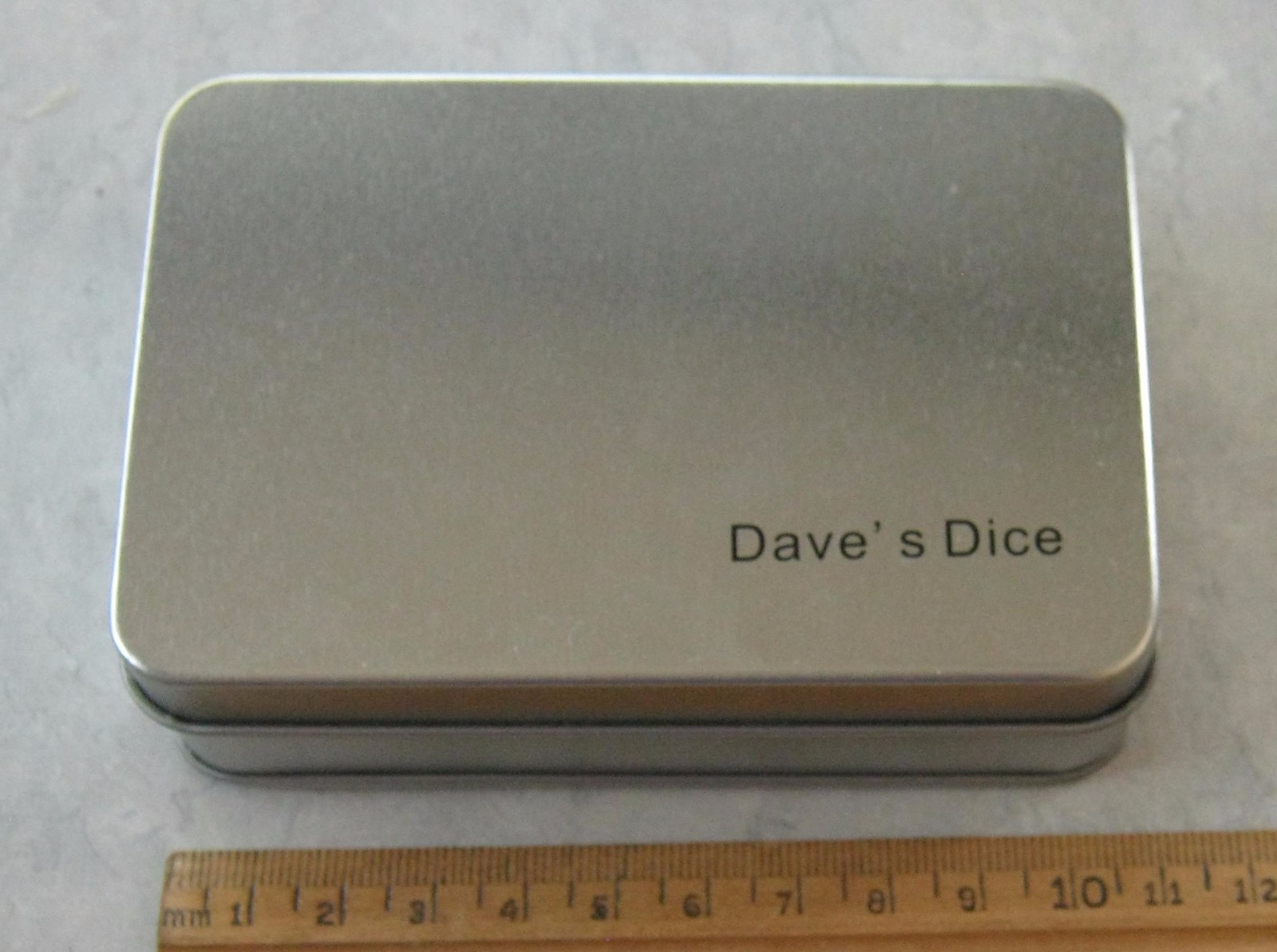 Vampire Red 16mm RPG Die Set: 7 dice plus Storage Case!