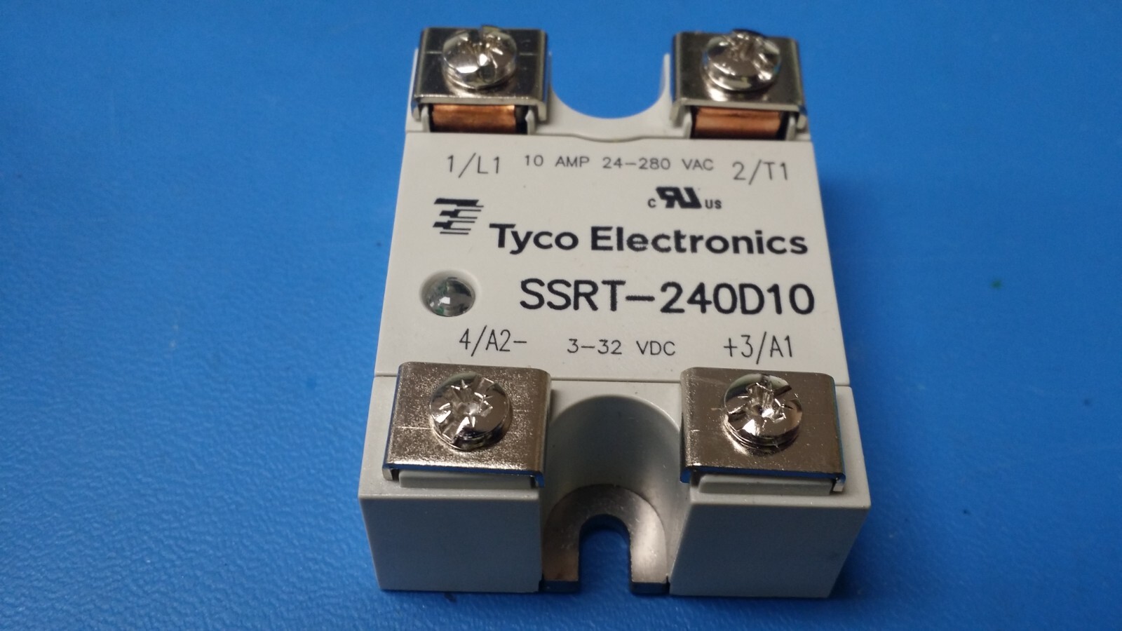 (1PC) SSRT-240D10 TYCO Solid State Relays 14mA 32V DC-IN 10A 280V AC-OUT 4-Pin