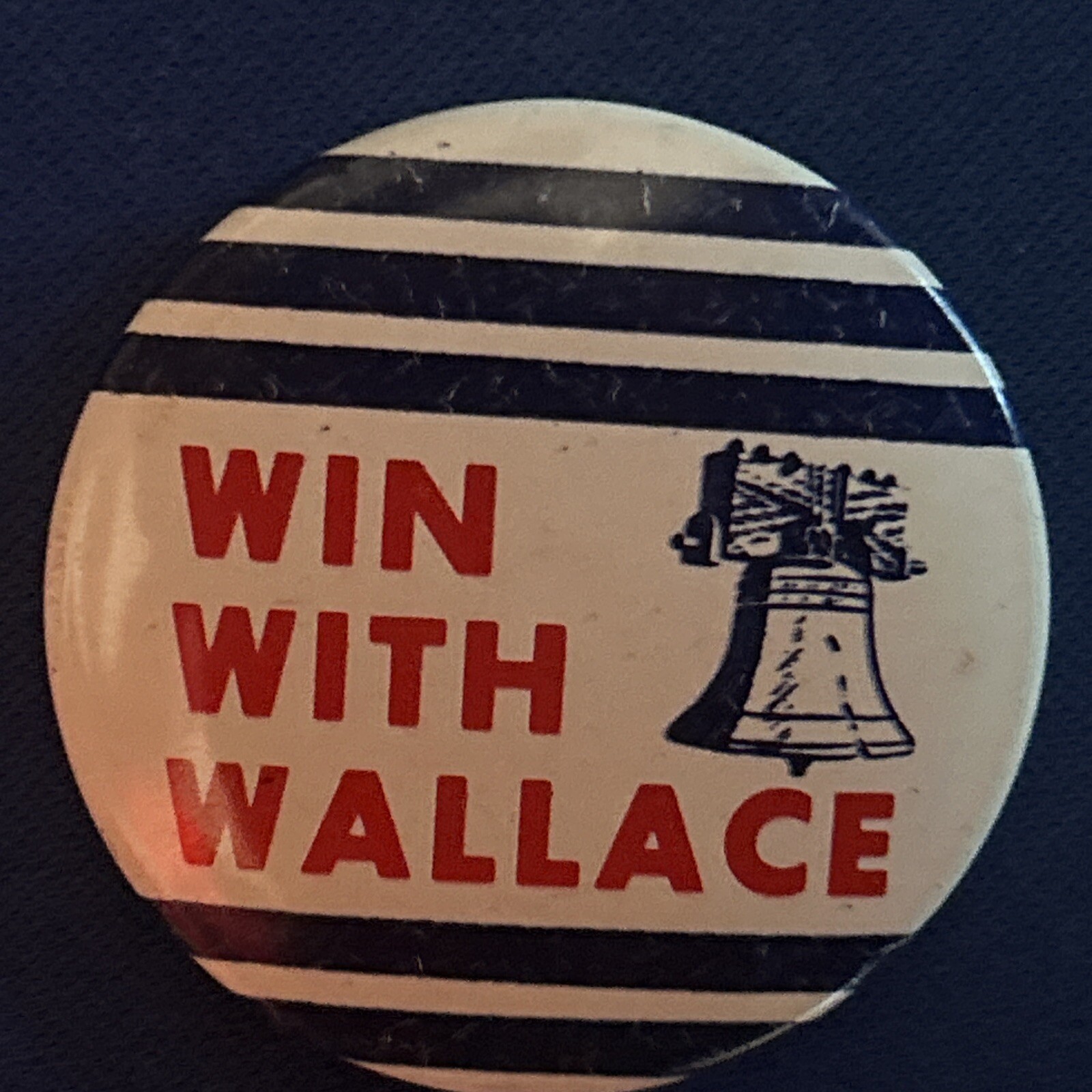 Win With Wallace  1 3/8” pinback button pin