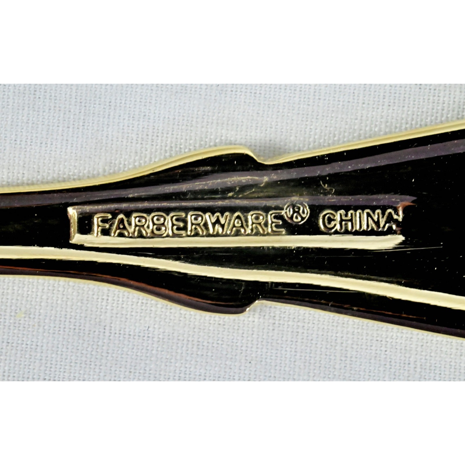 Farberware BREEZE GOLD Pattern Gold Electroplate 64 PC Flatware Set w/ Box