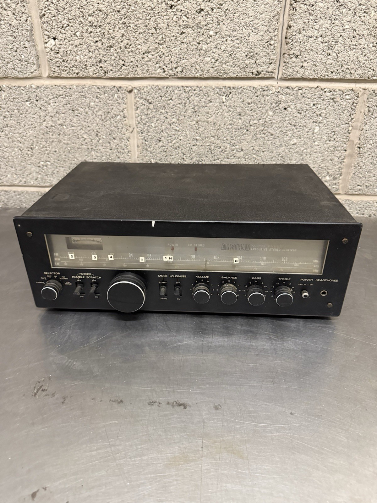 Amstrad Model EX222 Executive Stereo Receiver Untested  Made In England