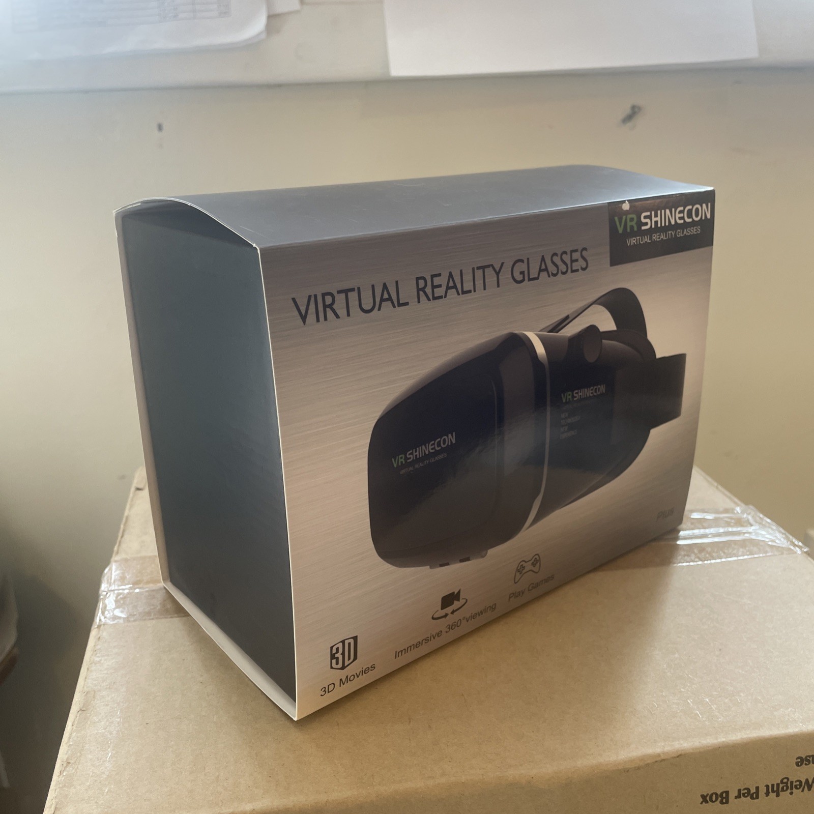NEW IN BOX VR Shinecon Virtual Reality Glasses 3D Headset (Code 6TN2)