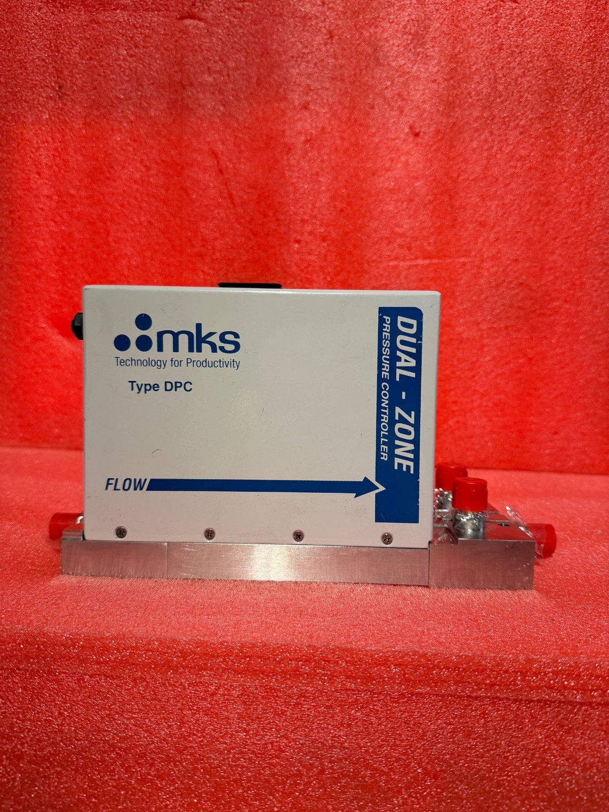 MKS DPCA51T51CB00  DPC Dual Zone Pressure Controller 50SCCM