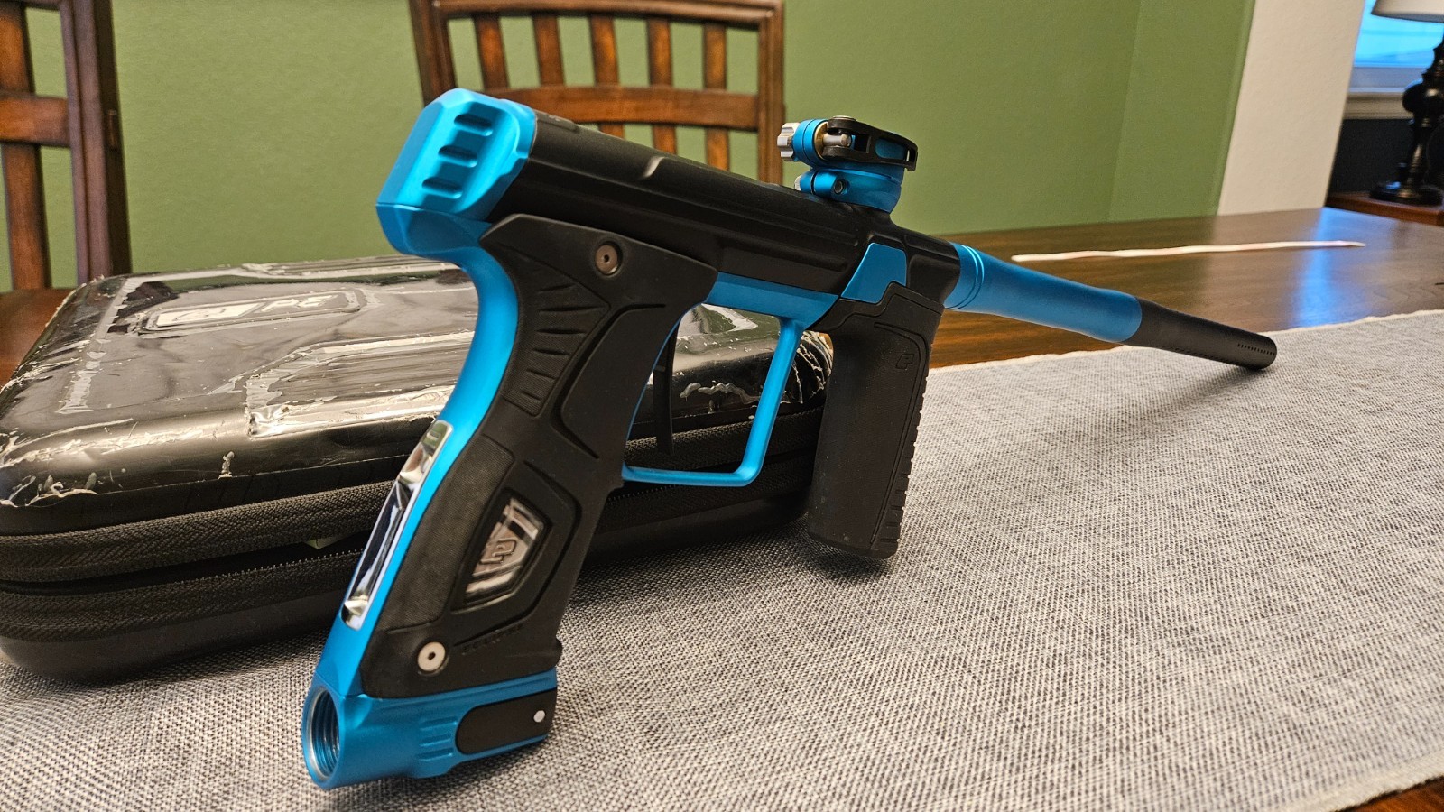 Planet Eclipse 170r Paintball Marker with Shooting Video