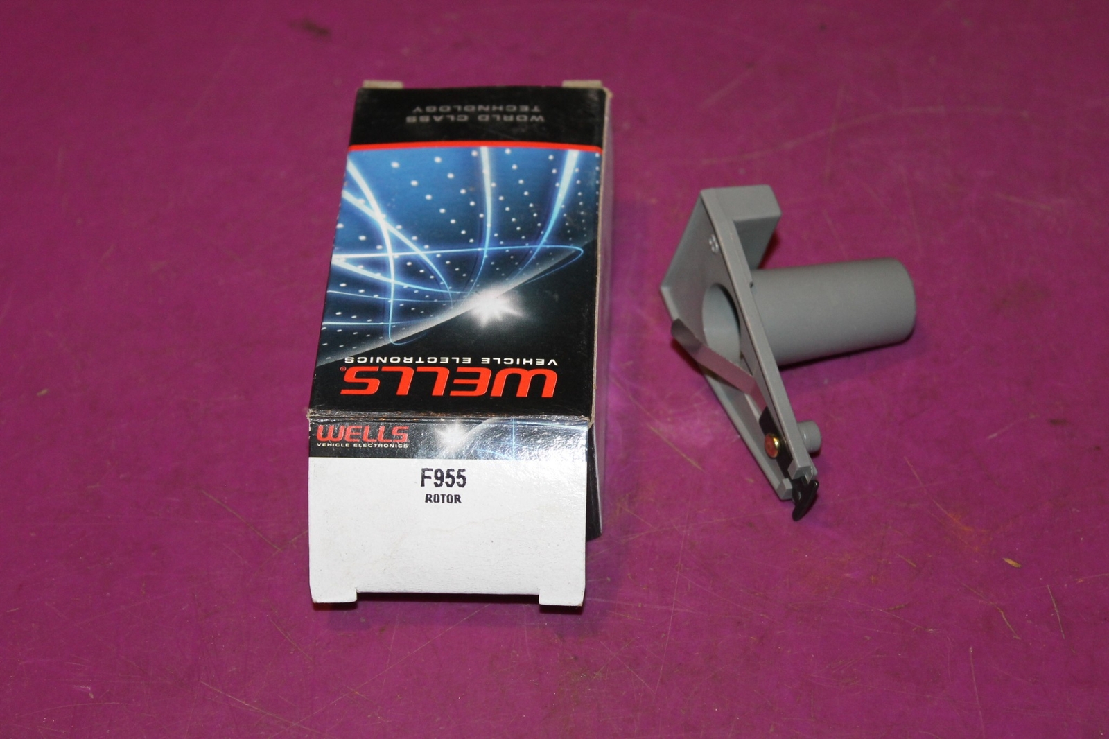 Wells Distributor Rotor. Part F955. Fits Standard FD117. See pic.