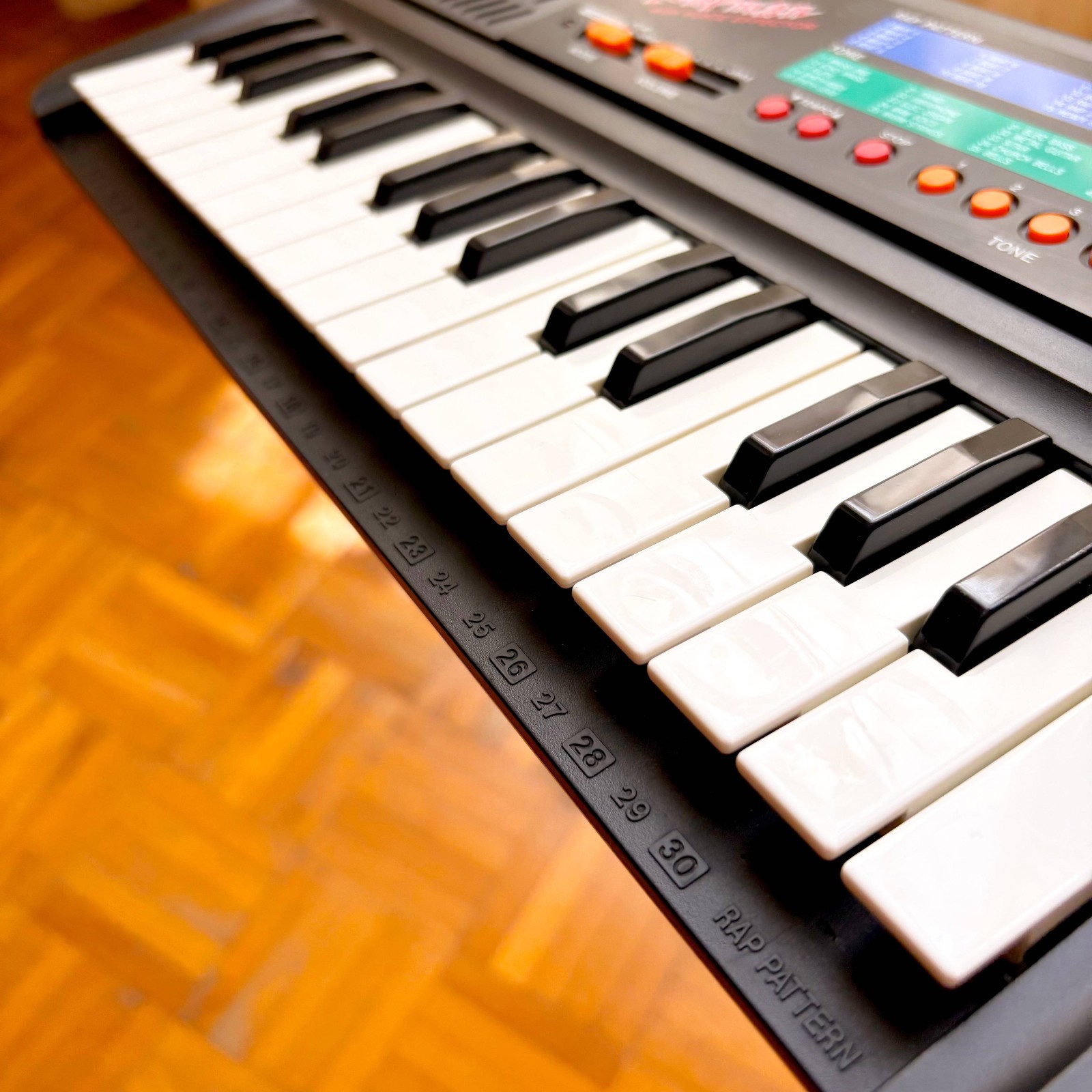 Casio Rapman (Japan,1990) Toy Synth Vocoder and Voice Effector! With microphone!
