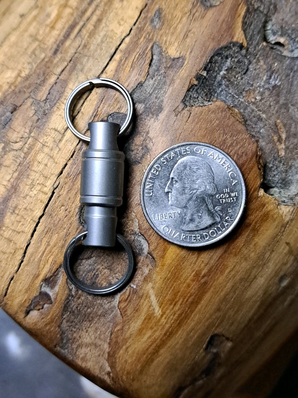 Minimalist Series Titanium Quick-Release Keychain Swivel