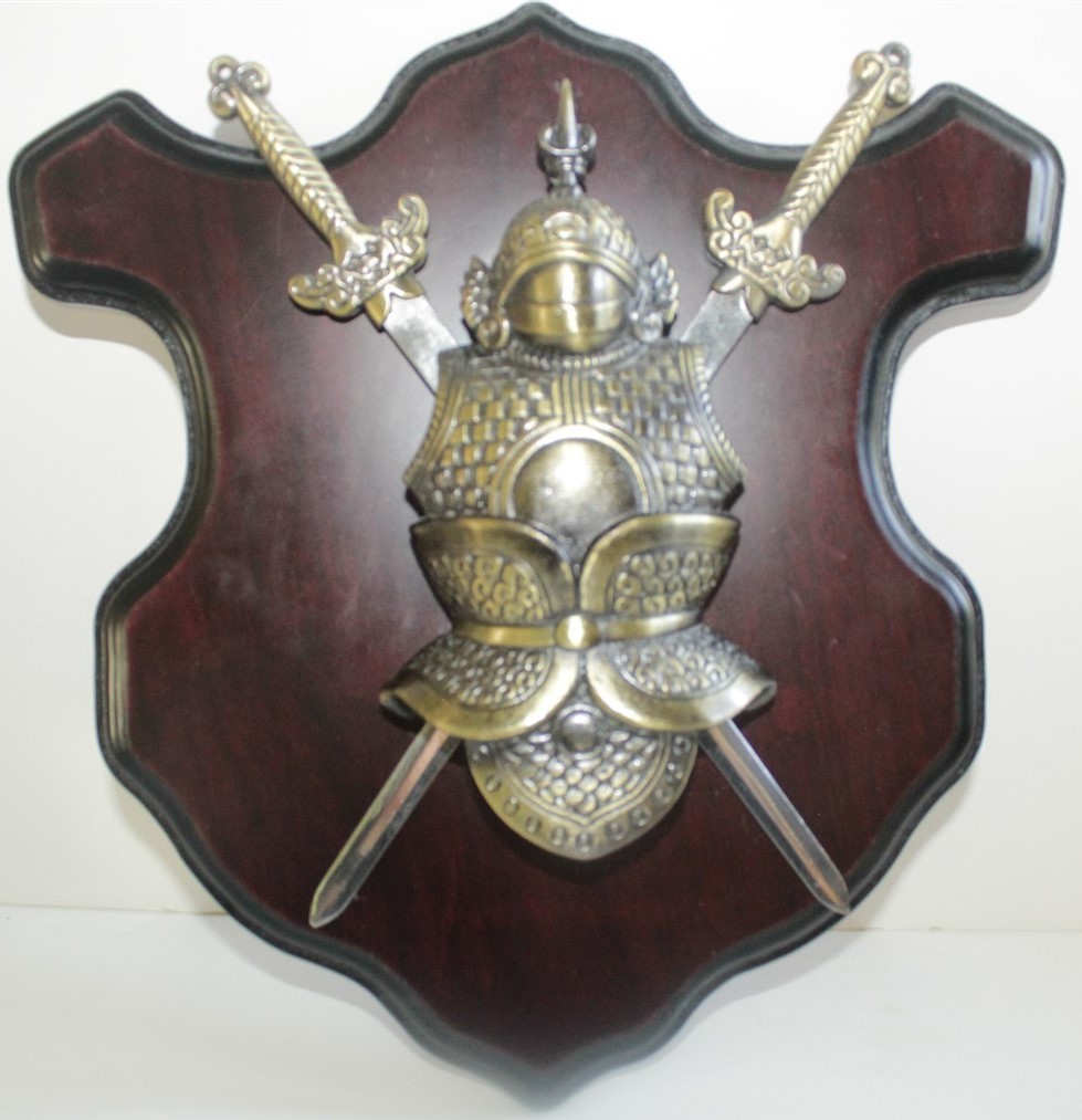 MEDIEVAL KNIGHT PLAQUE FIGURINE 11" (PLAQUE)