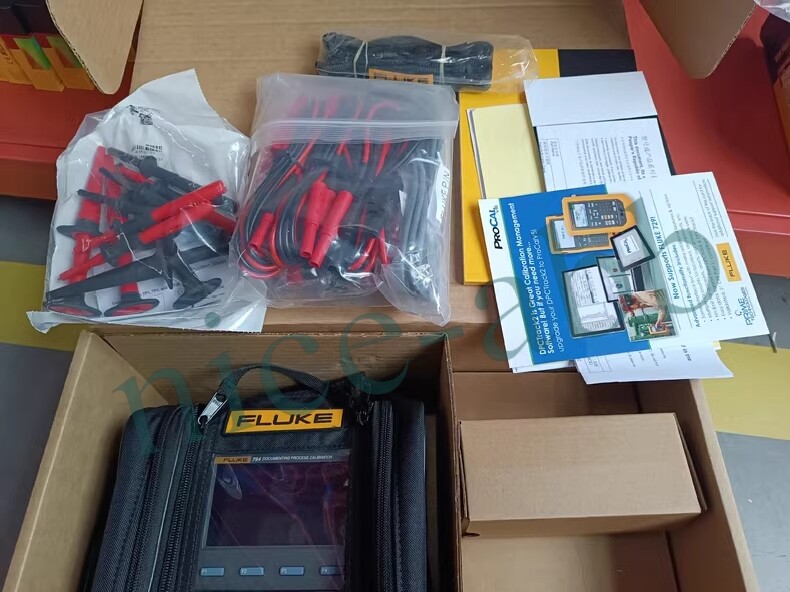 754 Documenting Process Calibrator-HART Fk 754