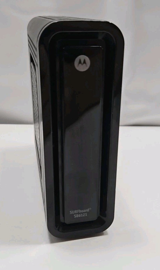 MOTOROLA SURFBOARD MODEL SB6121 No Power Cord
