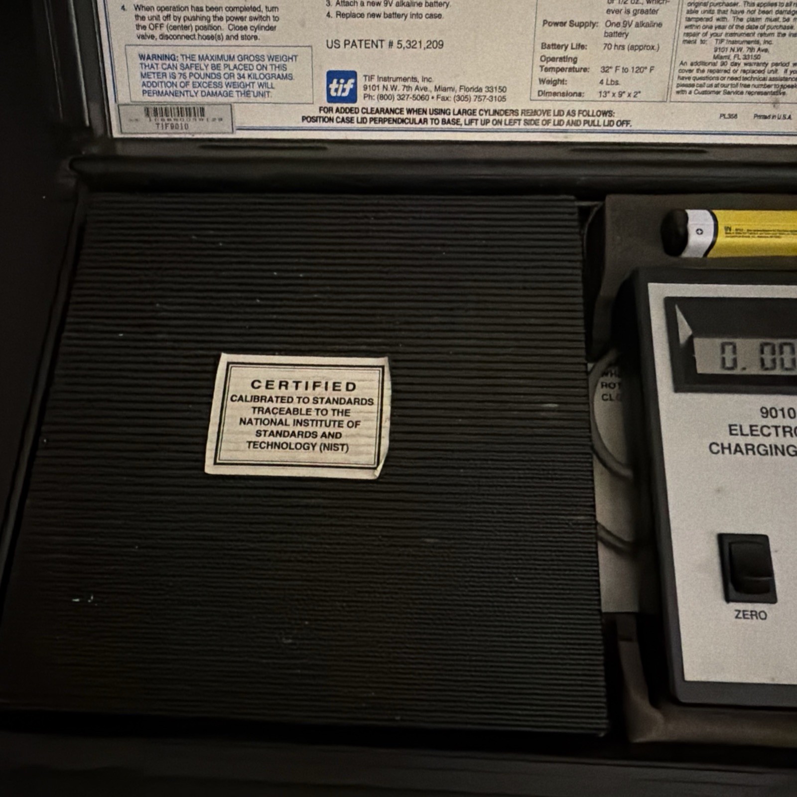 TIF 9010A Slimline Electronic Refrigerant Charging Scale w/case