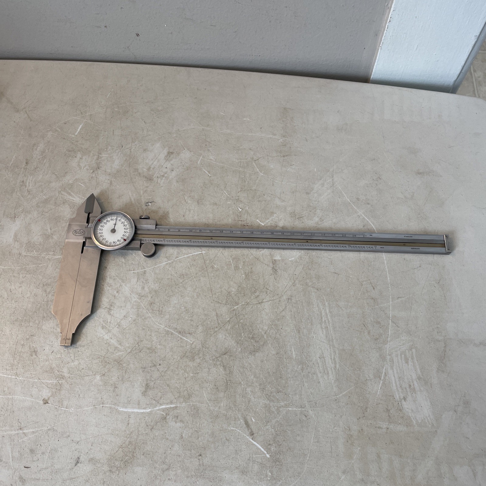 Helios Heavy Duty Dial Caliper  0-11" Range .001" Graduation W/ 4 Inch Jaw