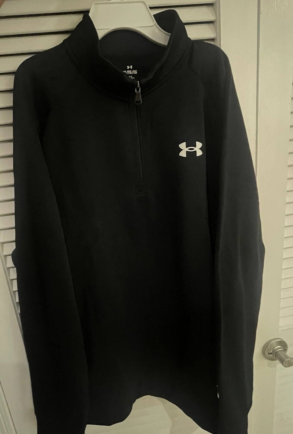 NEW Men's Under Armour Black 1/4 Zip Fleece Pullover Size XL. Free Shipping!!