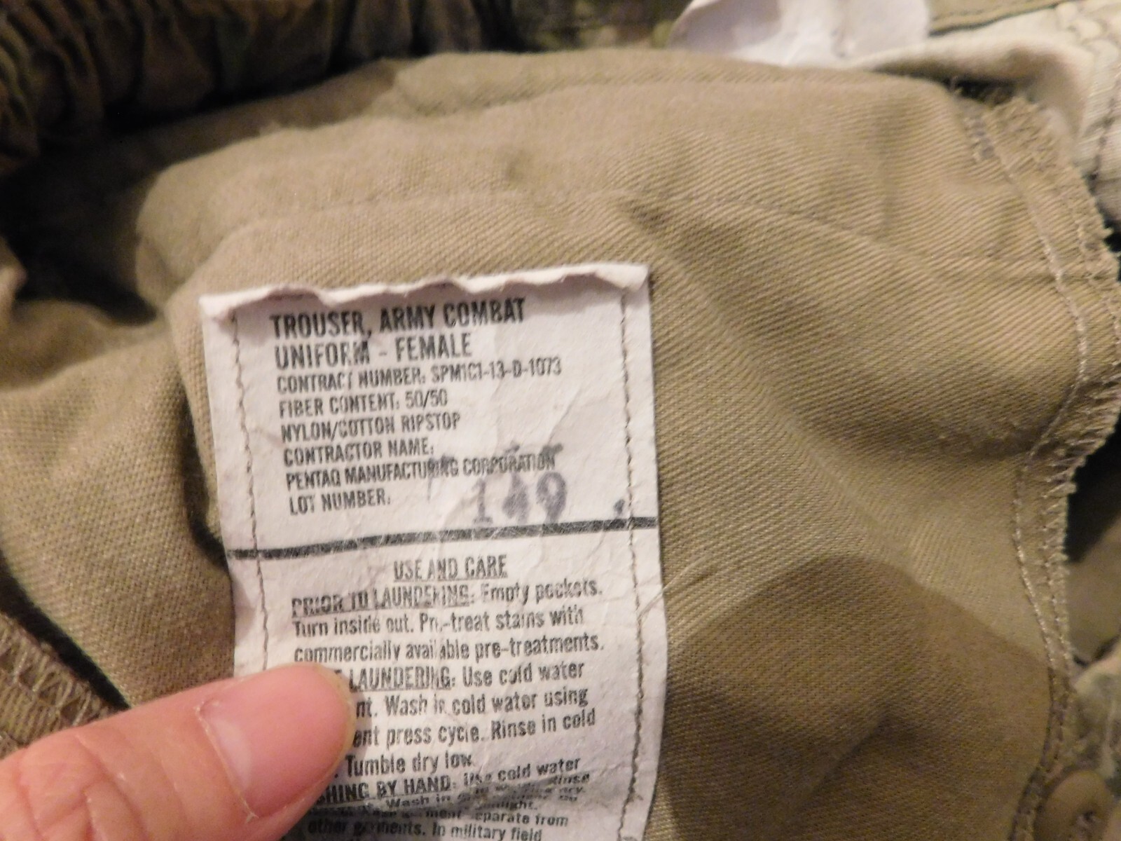 US ARMY OCP FEMALE PANTS SIZE 31 LONG