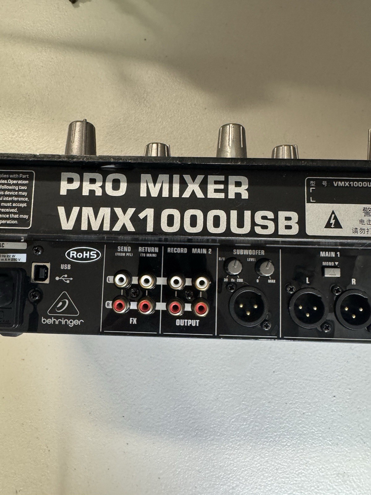 Behringer VMX1000USB 5-Channel DJ Mixer USB Audio Interface Professional